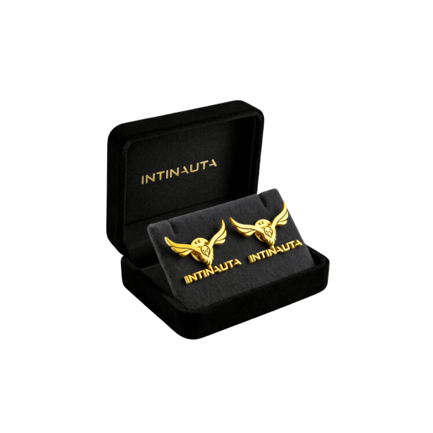 Boxed Intinauta metal emblem accessory set with wing-shaped design.